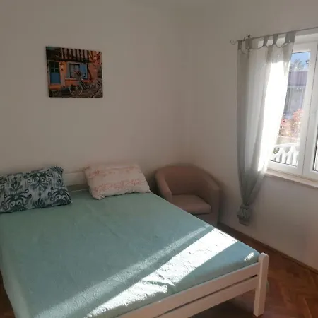 - House Durda * Baska (Krk)